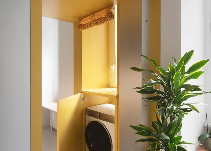 Interno A - * Roma